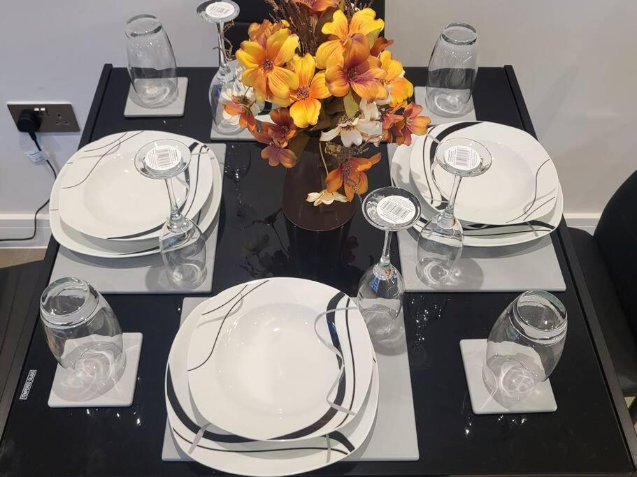 Entire Reigate Apartment Hosted By Pius Exterior foto